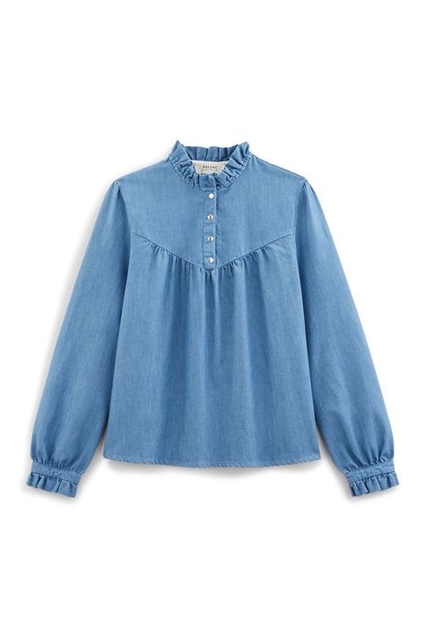 Jean Blouse, Blouse Casual Fashion, Women Blouses Fashion, Baby Dress Design, Fashion Tops Blouse, Trendy Fashion Tops, Casual Day Outfits, Blouse Jeans, Frocks For Girls