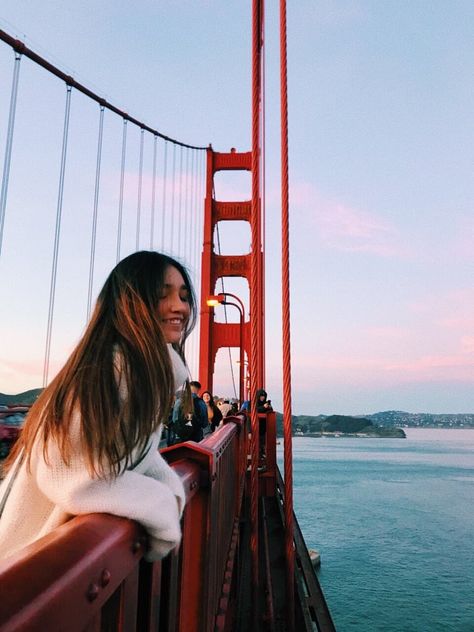 San Francisco Pose Ideas, San Francisco Bridge Picture Ideas, Golden Gate Picture Ideas, Pictures To Take In California, Aesthetic San Francisco Pictures, San Francisco Aesthetic Pictures, Golden Bridge San Francisco Photography, Fall San Francisco, California Inspo Pics