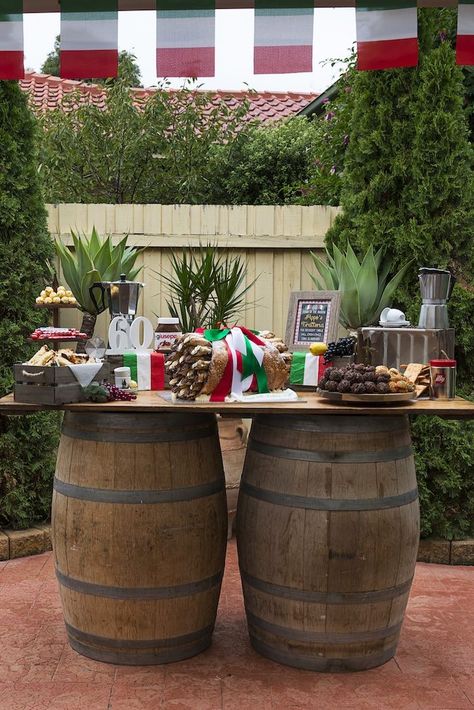 Italian 50th Birthday, Italian Event Decor, Italian Theme Garden Party, Italian Festival Party, Italian Festival Decorations, Italian Decorating Ideas For A Party, Italian Party Ideas, Italian Party Decorations Decor Ideas, Italian Decorating Ideas