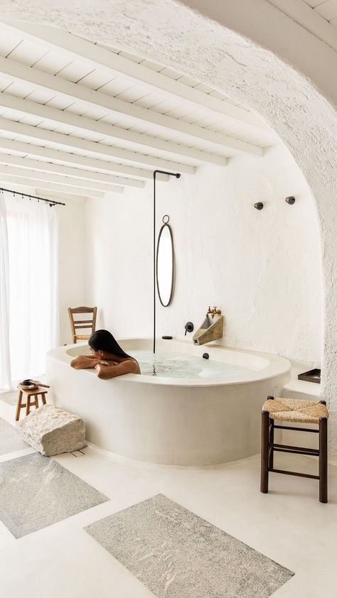 juliamateian on Instagram: To be added to my favorite bathtubs ever @nomad_mykonos 🥹🛁🇬🇷 Mykonos Bathroom, Round Bathtub, Bathtubs, Clawfoot Bathtub, Mykonos, Round Mirror Bathroom, Diy Home Decor, Bathroom Mirror, Home Diy