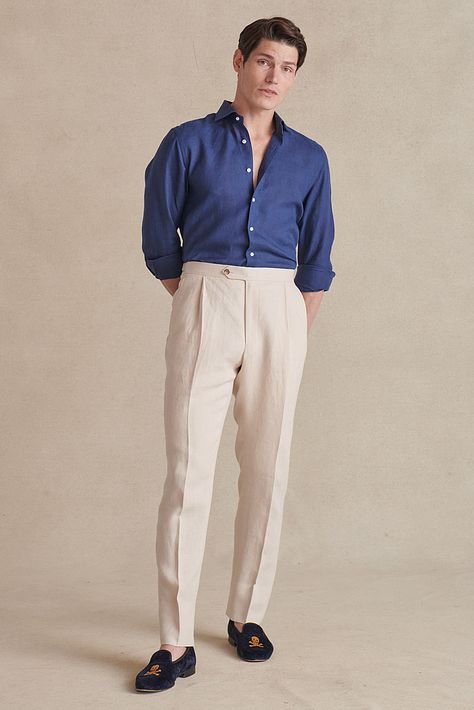 Cream Single Pleat Linen Trousers | New & Lingwood Cream Trousers Outfit, Linen Pants Outfit Men, Mens Clothing Styles Formal, Cream Pants Outfit, Beige Pants Outfit, Trousers Outfit Men, Mens Linen Outfits, Comfortable Dress Pants, Beige Linen Pants