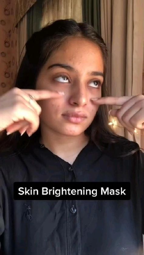 Brighten Skin Face Mask, Face Mask To Whiten Skin, White Face Mask Skin Care, How To Make Brown Skin Glow, How To Brighten Your Face, How To Brighten Skin Overnight, How To Make Your Skin Lighter Naturally, Face Mask To Brighten Skin, How To Make Skin Brighter