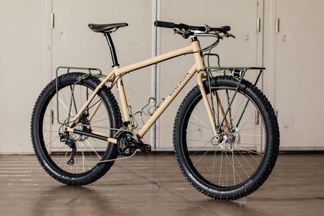 NAHBS 2019: Mega Gallery Part 01 – John Watson | The Radavist | A group of individuals who share a love of cycling and the outdoors. Commuter Bike Style, Gravel Bike Bicycles, Surly Bike, Bici Fixed, Sepeda Bmx, Sepeda Fixie, Bike Friday, Simple Bike, Vintage Mountain Bike