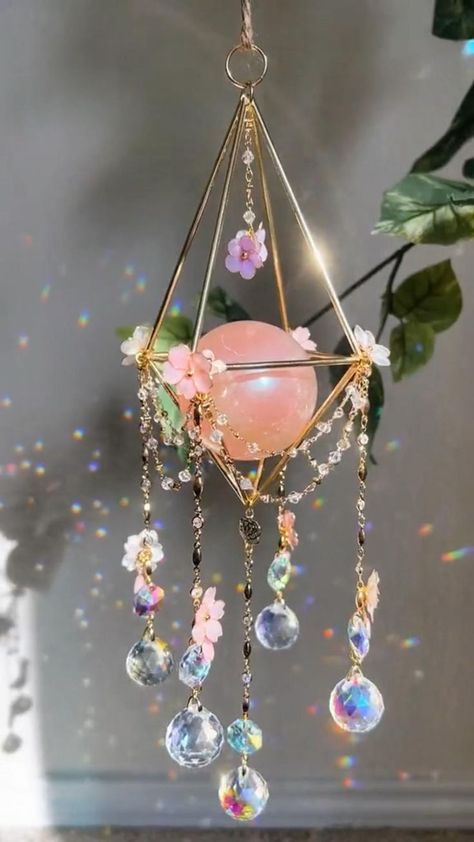 Gorgeous floral suncatcher creates rainbows in 2022 | Rainbow crafts, Diy rainbow loom charms, Suncatchers Diy Rainbow Loom Charms, Suncatchers Diy, Flowers Sakura, Crystal Suncatchers Diy, Diy Wire Jewelry Rings, Dream Catcher Decor, Diy Suncatchers, Stile Boho Chic, Diy Rainbow