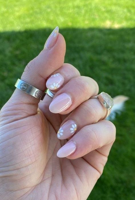 Hard Gel Nails, Daisy Nails, Classy Acrylic Nails, Cute Gel Nails, Toxic Free, Shellac Nails, Nagel Inspo, Neutral Nails, Dipped Nails