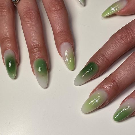 40 Best Spring Nail Inspo to Try Lime Green Nails, Gradation Nails, Sheer Nails, Aura Nails, Vintage Nails, Power Of Makeup, Grunge Nails, Oval Nails, Spring Nail