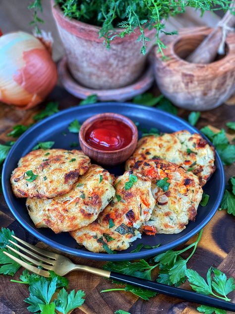 Vegan Savory Pancakes, Starch Solution 50/50 Plate, Plentiful Kiki, Portfolio Diet, 50 50 Plate, Savory Potato Pancakes, Plantiful Kiki, Easy Plant Based Recipes, Potato Pancakes Easy