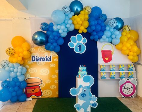 Blue Clues Balloon Garland, Blues Clues Balloon Garland, Blues Clues Balloon Arch, Blues Clues Backdrop, Blues Clues Birthday Party, Blue Clues, 21st Birthday Themes, Blue's Clues Birthday Party, Clue Party