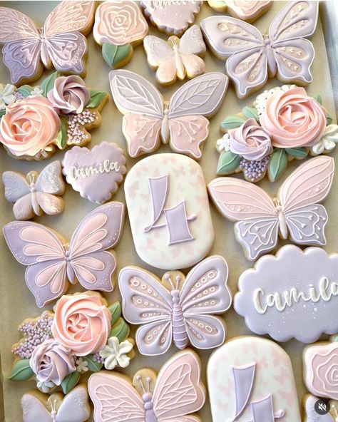 Butterfly Garden Cookies, Butterfly Theme Sweet Table, Butterfly First Birthday Cookies, Flower And Butterfly Cookies, Butterfly Desert Ideas, Butterfly 1st Birthday Cookies, Butterfly Themed Desserts, Butterfly Themed Birthday Party Cake, Butterfly Sugar Cookies Royal Icing