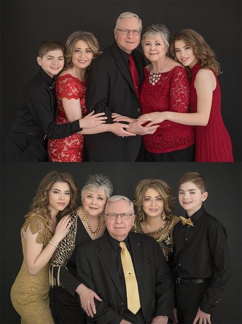 Family Portrait Photography Poses, Adult Family Poses, Adult Family Photos, Jcpenney Portraits, Studio Family Portraits, Family Photo Studio, Big Family Photos, Family Studio Photography, Large Family Photos