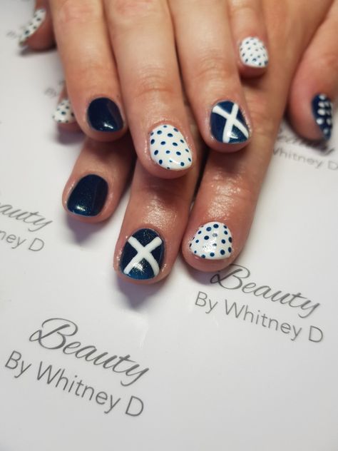 Scottish Nails Scotland Nail Design, Scotland Nails Art, Scottish Nail Art, Scottish Nails, Scotland Nails, Lion Nails, Flag Nails, Scottish Fashion, Simple Nail