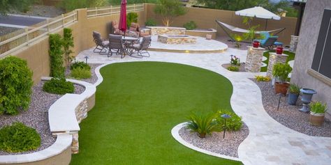 Backyard With Artificial Turf And Pavers, Pavers And Fake Grass Backyard, Fake Grass Ideas Backyard, Artificial Turf Border Ideas, Backyard Landscaping With Artificial Turf, Astroturf Backyard Ideas, Artificial Turf Edging Ideas, Turf Edging Ideas, Artificial Grass Backyard Landscapes