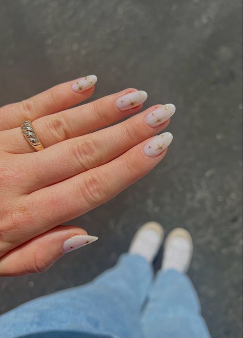 milky white chrome star nails Chrome Star Nails, Chrome Star, White Chrome, Star Nails, Milky White, Nails, Stars, White