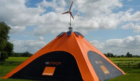 Solar Tent, Camping Stuff, Green Architecture, Building Projects, Solar Wind, Camping Glamping, Wind Energy, Camping Fun, Wind Power