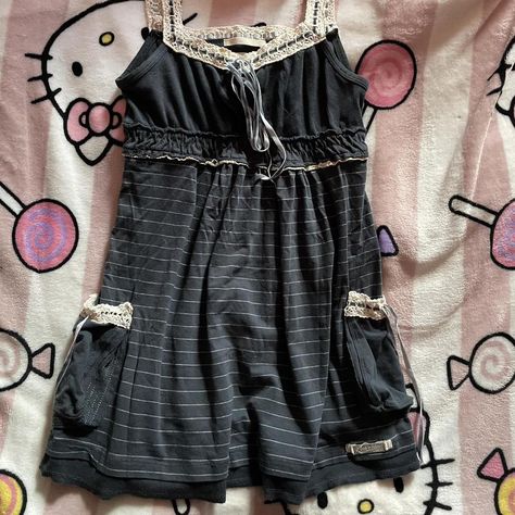 Look what I just found on Depop 🙌 https://depop.app.link/qCeZy4m7Qzb Depop Keywords, Depop Outfit, Beabadoobee Style, Depop Clothes, Navy Blue Colour, 2000s Clothes, Thrift Fashion, Really Cute Outfits, 2000s Fashion