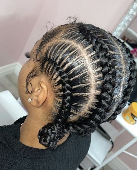 4 stitch braids 4 Stitch Braids, Shaved Hair Cuts, Sleek Ponytail Hairstyles, Feed In Braids Hairstyles, Box Braids Hairstyles For Black Women, Braids Hairstyles Pictures, Stitch Braids, Dyed Natural Hair, Protective Hairstyles Braids