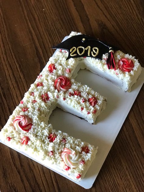 Monogram initial cake #monogramcake #initialcake #graduationcakes #graduation #cake #initials #monogram Initial Cake Birthday, Initial Cake Ideas, Graduation Letter Cake, Graduation Letter, Graduation Images, Graduation Party Cake, Monogram Cake, Graduation Open Houses, Chocolate Chip Cookie Cake