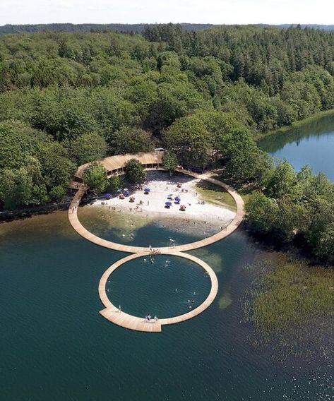 Lake Design, House On Water, Lake Architecture, Lake Design Landscape Plan, On Water Architecture, Camping Lake, Lake Landscape Design, Lake Landscape Architecture, Lake Restaurant Architecture