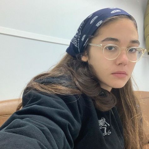 Rachelle on Instagram: “I may just move to Idaho and start wearing contacts but the contacts part freaks me out . I tell my mom about the idea on the phone . She…” Rachelle Vinberg, Moving To Idaho, Bandana Girl, On The Phone, Girls With Glasses, Face Claims, Idaho, My Mom, Cat Eye Glass