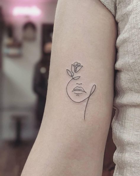 #Tattoos, Single Line Tattoo Fine Line Woman Face Tattoo, Messy Line Tattoo, Single Line Hand Tattoo, Minimalist Line Tattoo Woman, Single Line Nature Tattoo, Single Line Tattoos For Women, Single Line Art Tattoo, Single Line Woman Tattoo, Single Line Face Tattoo