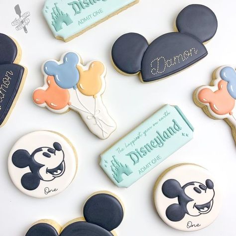 Mickey Mouse First Birthday Cookies, Modern Disney Birthday Party, Mickey Theme Birthday Party, Pink And Blue Cookies, Classic Disney Birthday Party, Disneyland Birthday Cookies, Vintage Disneyland Cookies, Disney Baby Shower Themes For Boys, Vintage Disney 1st Birthday