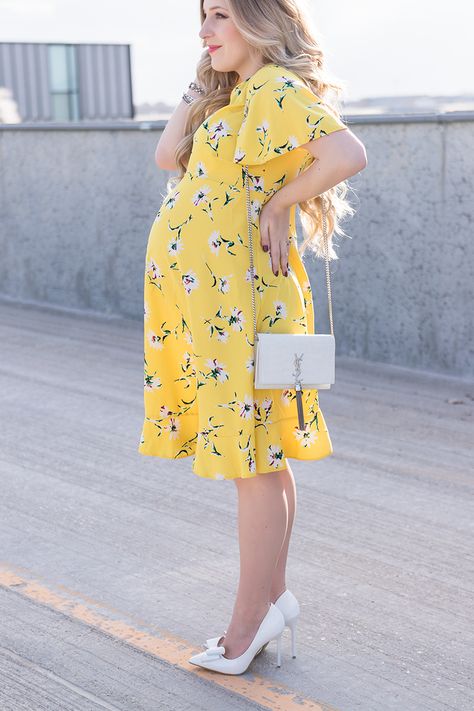 Yellow floral maternity dress from ASOS. Yellow Maternity Dress, African Maternity, African Maternity Dresses, Cute Maternity Dresses, Trendy Maternity Outfits, Floral Maternity Dresses, Maternity Dresses Summer, Preggo Fashion, Dresses For Pregnant Women