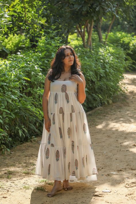 Excited to share the latest addition to my #etsy shop: Cotton Block Printed Dress| Block print dress| Summer Dress| White dress| Gifts for her| Cotton dress| Handmade| Made in India https://etsy.me/3ZoO1Pz #white #pink #sleeveless #straight #handblockprint #blockprintd Block Print One Piece Dress, Sleeveless Straight Kurti Designs, Block Print Dress Western, Block Printed Dress, Frocks For Women Knee Length, Long Dress Sewing, Cotton Frocks For Women, Stitch Outfits, Straight Kurti Designs