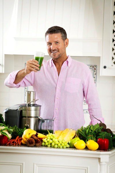 Joe's favorite juice is great for boosting your immune system and keeping your whole body clean, healthy, and happy. A Joe Cross favorite. Mean Green Juice, Pulp Recipe, Joe Cross, Green Juices, Green Drink, Juicy Juice, Green Juice Recipes, Juicer Recipes, Juice Diet