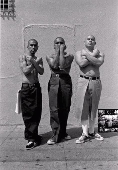 Joseph Rodriguez, 19th Street gang members. San Francisco. 1999 Joseph Rodriguez, Mafia Dress, Estilo Bad Boy, Estilo Gangster, Gangster Style, Chicano Love, Chola Style, Gang Culture, Estilo Cholo