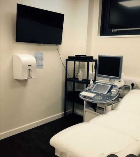 Ultrasound Clinic Interior Design, Ultrasound Room Interior Design, Ultrasound Room Design, Ultrasound Room, Ultrasound Studio, Medical Clinic Design, Doctor Office Design, Healthcare Interior Design, Diagnostic Medical Sonography