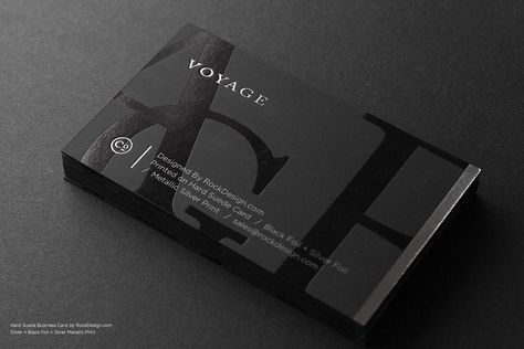 Black Branding, Business Card Design Black, Foil Business Cards, Business Cards Layout, Graphic Design Business Card, Name Card Design, Professional Business Card Design, Visiting Card Design, Card Printing