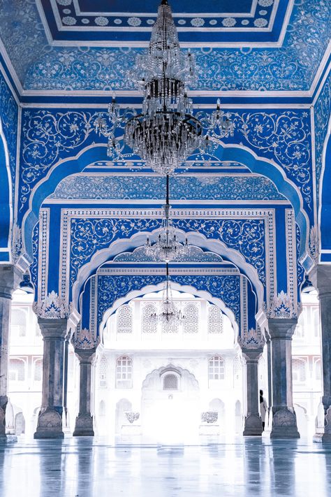 travel Blue Indian Aesthetic, Jaipur Aesthetic, Jaipur City Palace, City Palace Jaipur, Jaipur City, City Houses, Jaipur Travel, Town Planning, Trip To India