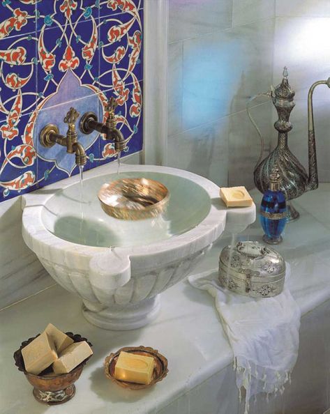 #hamam #turkishbath #tirkishhamam repinned via www.homebazaar.us Hammam Bathroom, Turkish Bath House, Turkish Hammam, Turkish Bathroom, Turkish Decor, Smart Tiles, Master Shower, تصميم للمنزل العصري, Basin Design