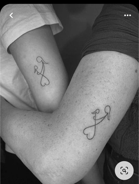 Matching Tattoo For Mum And Daughter, Matching Tattoos Daughter Mom, Matching Tattoos With Mum And Daughter, Mom And Daughter Simple Tattoos, Tattoo Matching Mom Mother Daughters, Mothers And Daughters Tattoo, Mon Daughter Tattoos, Matching Mama And Daughter Tattoos, Cute Mum And Daughter Tattoos