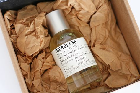 Le Labo Packaging, Perfume Samples Packaging, Perfume Package, Abaya Collection, Bottle Design Packaging, Perfume Packaging, Bakery Packaging, Le Labo, Sales People