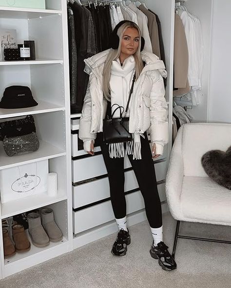 Hayley Jones's Amazon page Winter Wonderland Outfit, Wonderland Outfit, Casual Winter Outfit, Winter Fits, Casual Winter Outfits, Clothing Hacks, Outfit Inspo Fall, Winter Casual, Winter Outfit