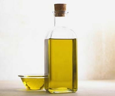 Your Olive Oil is a Fraud Oil Cleansing Method, Moisturize Dry Hair, Snoring Remedies, Home Spa Treatments, Cooking Oils, Oil Treatments, Home Spa, Cooking Oil, Cleansing Oil