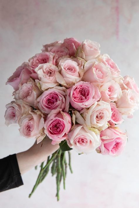 Open Rose Bouquet, Real Rose Bouquet, Pink Garden Rose Bouquet, Pale Pink Rose Bouquet, Pink Roses Bouquet Wedding, Pink Roses Bridal Bouquet, Wedding Flowers Pink Roses, Garden Roses Bouquet, David Austin Wedding