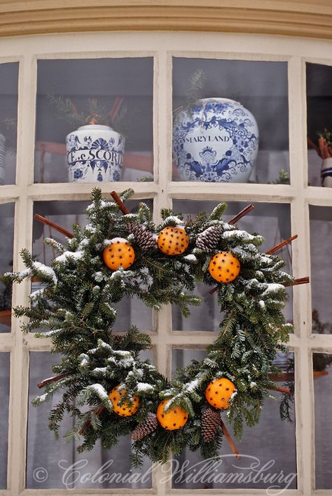 Colonial Williamsburg Christmas Wreath Colonial Williamsburg Christmas, Williamsburg Christmas, Colonial Christmas, Colonial Williamsburg, Primitive Christmas, Noel Christmas, Country Christmas, Christmas Inspiration, Holiday Wreaths