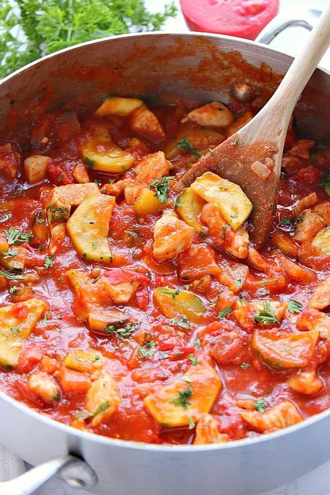 Chicken Ratatouille Recipe, Chicken Ratatouille, Baked Ratatouille Recipe, Ratatouille Dish, Baked Ratatouille, Eggplant And Tomatoes, Chicken Season, Chicken Eggplant, Stew Dinner