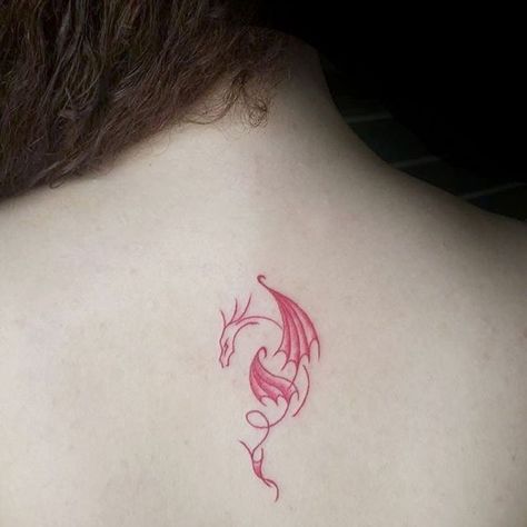 Dragon Tattoo Neck, Dragon Tattoo Back, Red Dragon Tattoo, Dragons Tattoo, Small Dragon Tattoos, Chinese Dragon Tattoos, Dibujos Tattoo, Dragon Tattoo For Women, Red Ink Tattoos