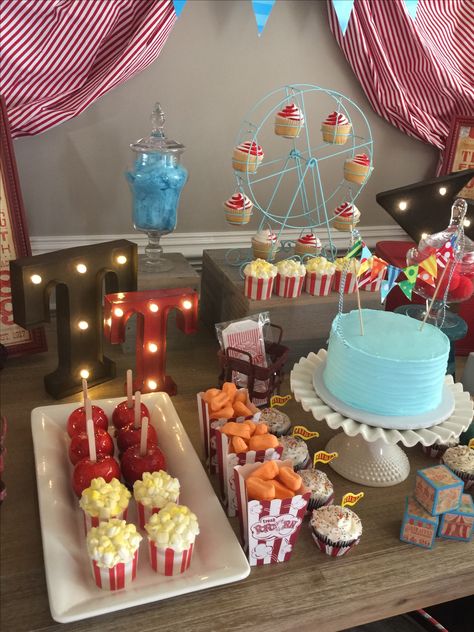 Vintage Circus Theme Baby Shower created by Something Blue Event Planning and Designs. Located in Birmingham, AL. Contact: btorian.somethingblue@gmail.com Circus Party Food Table, Greatest Showman Cupcakes, Carnival Tablescape, Carnival Baby Shower Theme Boy, Carnival Theme Baby Shower Ideas, Coraline Baby Shower Ideas, Circus Theme Baby Shower Ideas, Carnival Baby Shower Theme, Coraline Party Decorations