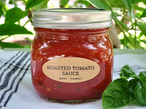 Water Bath Canning Recipes, Tomato Harvest, Food Mill, Canning 101, Roasted Tomato Sauce, Water Bath Canning, Tomato Sauce Recipe, Canning Tomatoes, Roasted Tomato