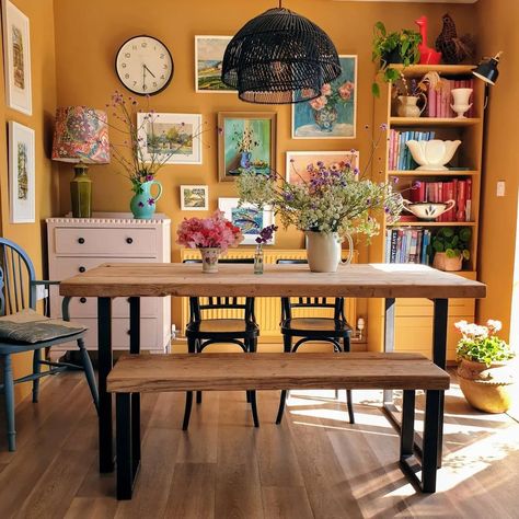 Yellow Dining Room, Yellow Living Room, Best Paint Colors, Yellow Kitchen, Eclectic Home, Room Table, House Inspiration, Cozy House, Dining Room Table