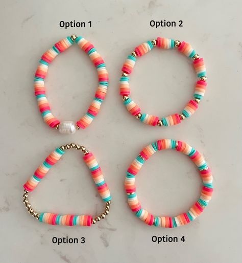 Clay Beads Inspiration, Clay Bracelet Ideas Beach, Cute Clay Bead Bracelet Ideas Summer, Clay Bead Bracelet Ideas Summer Beach, Bracket Ideas Clay Beads, Beach Clay Bead Bracelets, Beaded Bracelets Clay, Easy Bracelet Patterns, Clay Bead Ideas