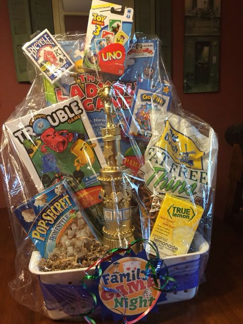 Family Game Night Basket Trophy, family game night, basket Family Game Night Gift Basket, Game Night Gift Basket, Family Game Night Basket, Easy Gift Baskets, Auction Gift Basket Ideas, Fundraiser Baskets, Family Gift Baskets, Game Night Gift, Auction Basket