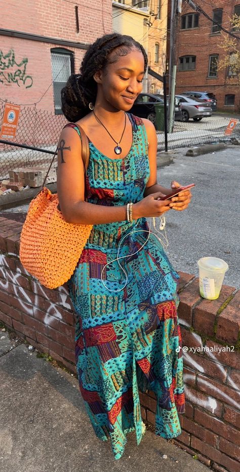 @xyahaaliyah Neo Soul Clothing, Jamaican Women Fashion, Chic Bohemian Outfits, Classy Hippie Outfits, Artsy Black Girls Aesthetic Outfits, Earthy Black Girls Aesthetic, Black Hippie Girl Outfits Boho Chic, Earthy Black Girls Aesthetic Summer, Earthy Outfits Aesthetic Black Woman