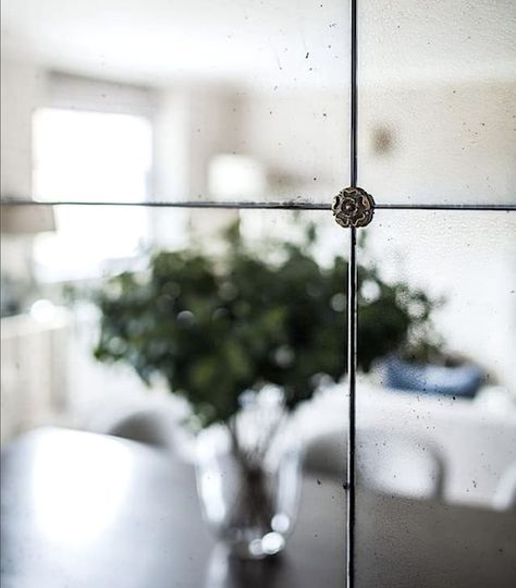 rosette detail - rough old glass on Instagram Mirror Feature Wall, Mirror Panel Wall, Antique Mirror Tiles, Panelled Walls, Antique Mirror Glass, Antiqued Mirror, Mirror Panel, Mirror Backsplash, Antique Mirror Wall