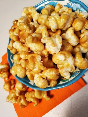 Hulless Popcorn Recipes, Hulless Caramel Corn, Snacks Walmart, Caramel Puffed Corn Recipe, Puffed Corn Recipes, Caramel Puff Corn, Popcorn Recipes Easy, Recipes Side Dishes, Popcorn Recipes Caramel