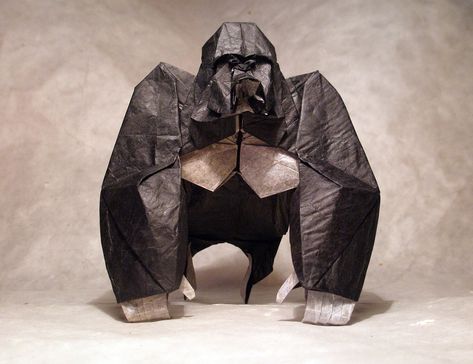 Origami Gorilla Goodnight Gorilla Craft, Gorilla Diorama, Origami Gorilla, Origami Tiger Tutorial, Origami Monkey, Paper Watch, One And Only Ivan, Origami Step By Step, How To Make Origami